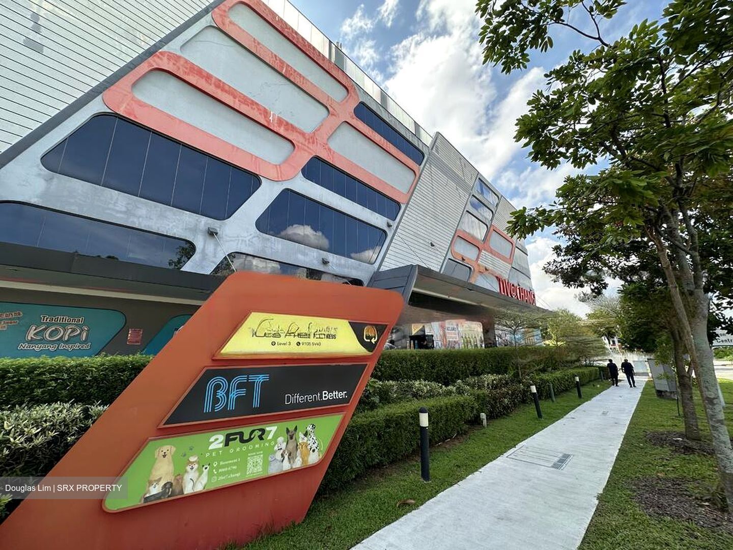Upper Changi Road North (D17), Shop House #462993281
